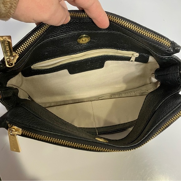 Valentina black pebbled leather bag with no strap small size - Picture 5 of 9